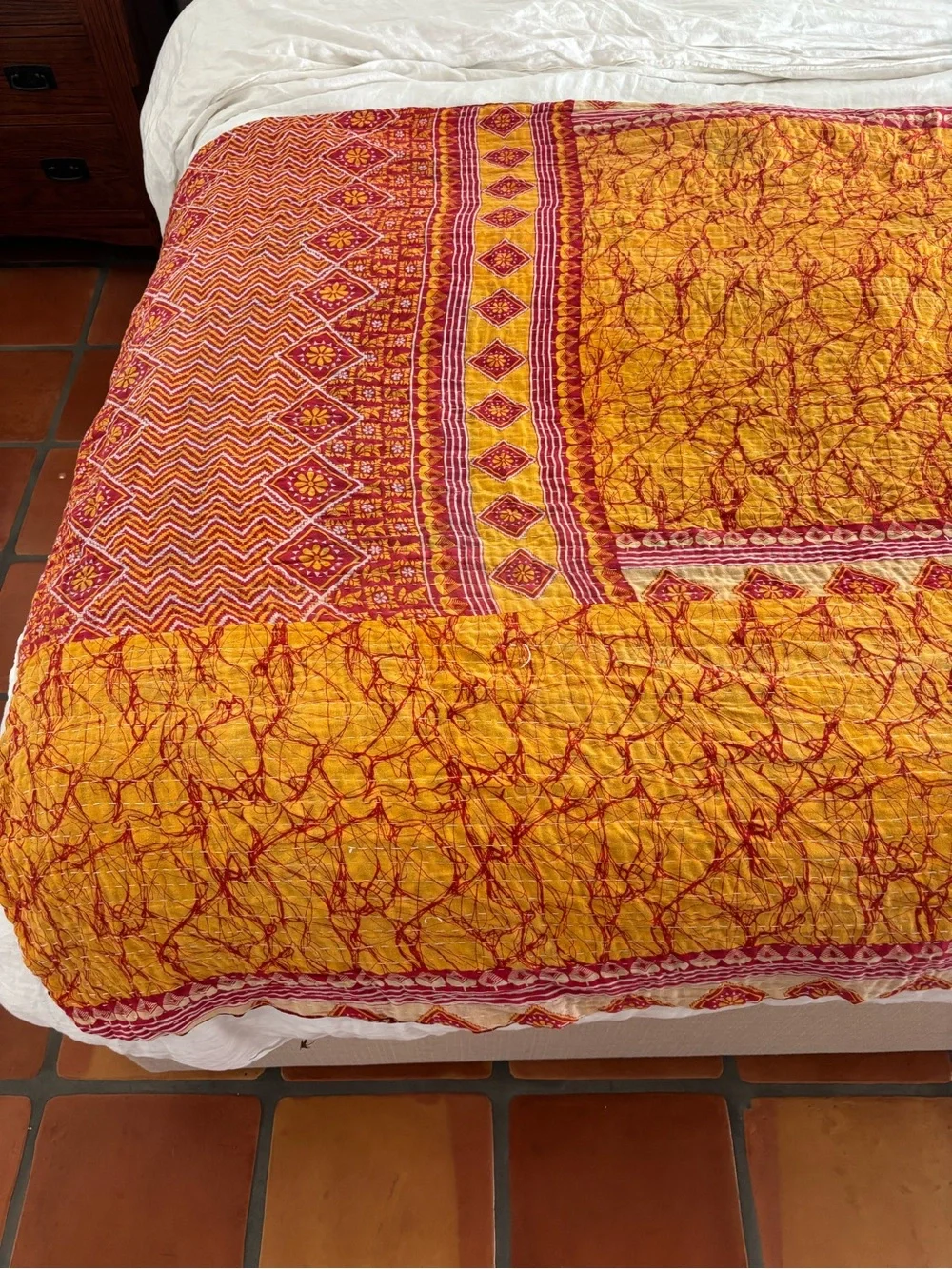 Anthropologie Artisan hand stitched Woven Red Kantha throw - Picture 4 of 5